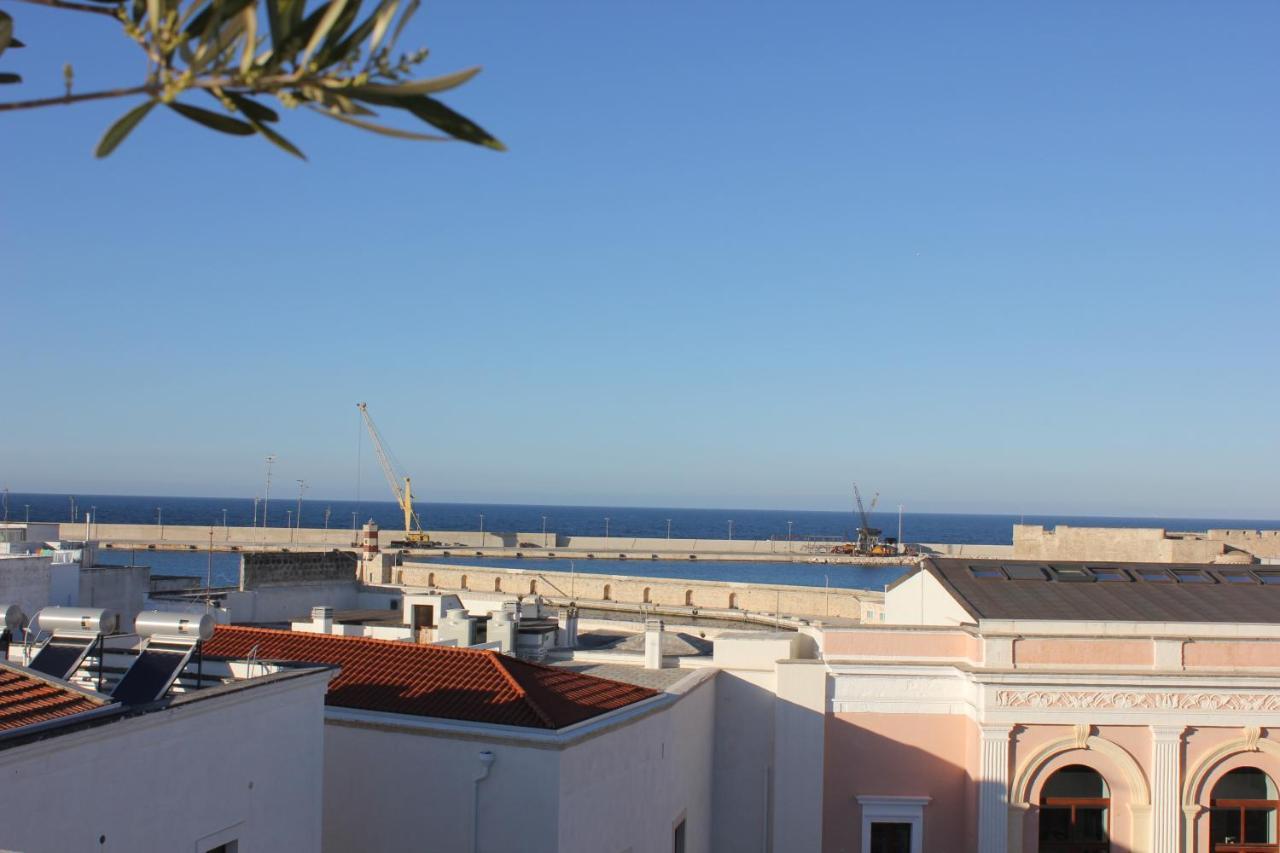 Palazzo Dei Gesuiti Appartamento Con Terrazza Privata Monopoli Exterior foto