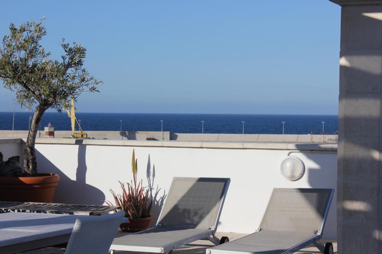 Palazzo Dei Gesuiti Appartamento Con Terrazza Privata Monopoli Exterior foto